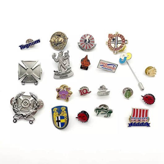 Pins de metal personalizados sin mínimo Custom Metal Pins No Minimum