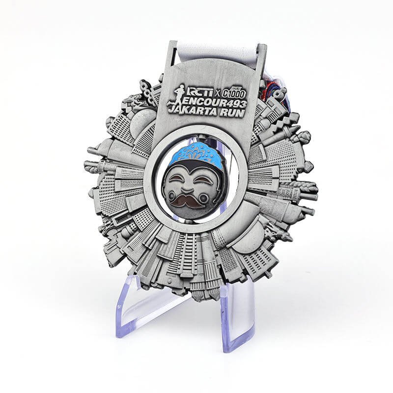 1ustom Spinning Medals (12)